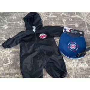NEW MN Twins Set 6-9 Months (Black) Coat Osnie Plus Bib Set